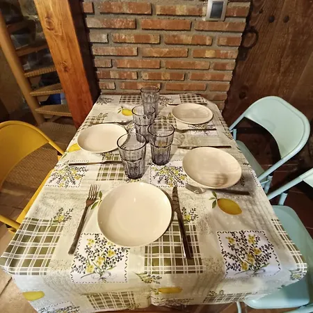 La Casita De Piedra