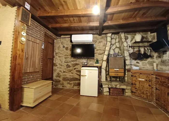 La Casita De Piedra *