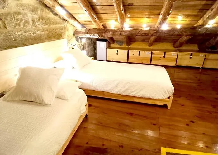 La Casita De Piedra 나발루엔가