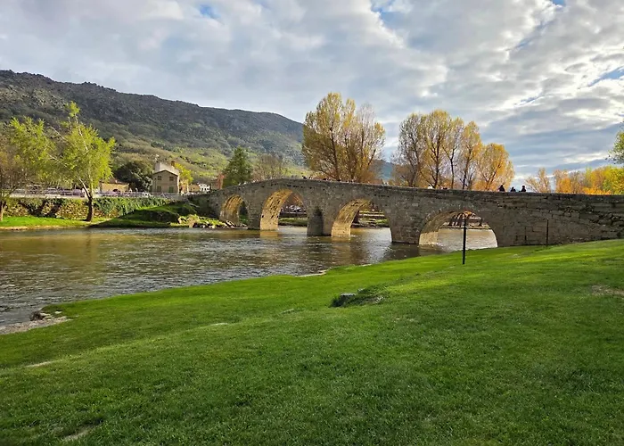 펜션 La Casita De Piedra 나발루엔가