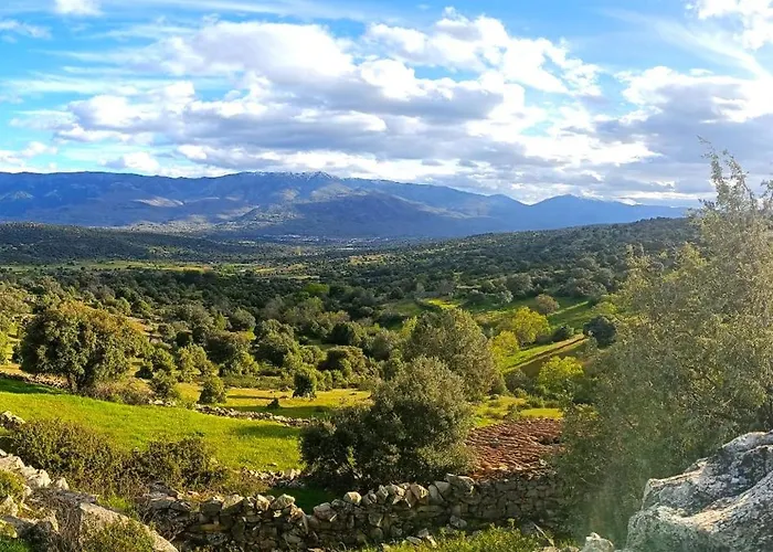 펜션 La Casita De Piedra 나발루엔가